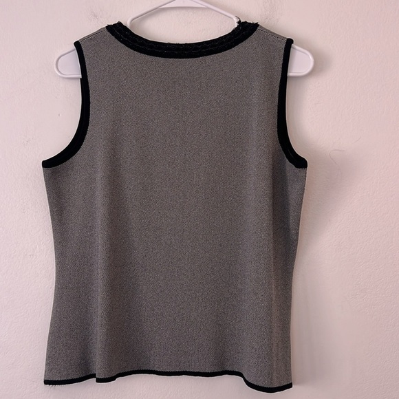 Exclusively Misook Tank Top Size Medium Black and White - Picture 5 of 6